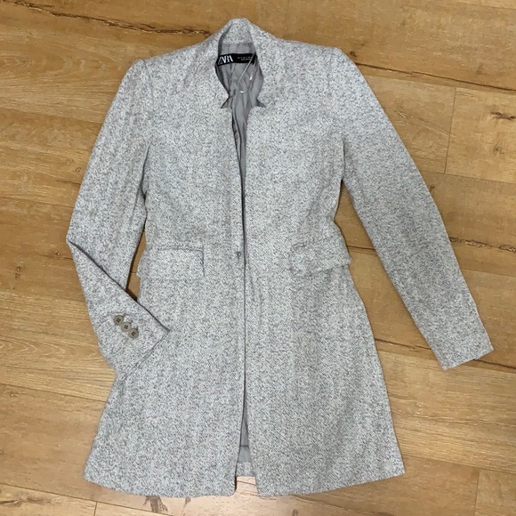 Zara Jackets & Blazers - Women’s Mid length coat